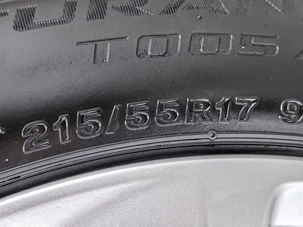 Camry 2021 2.0G Deluxe Edition купить на сайте DeffCars