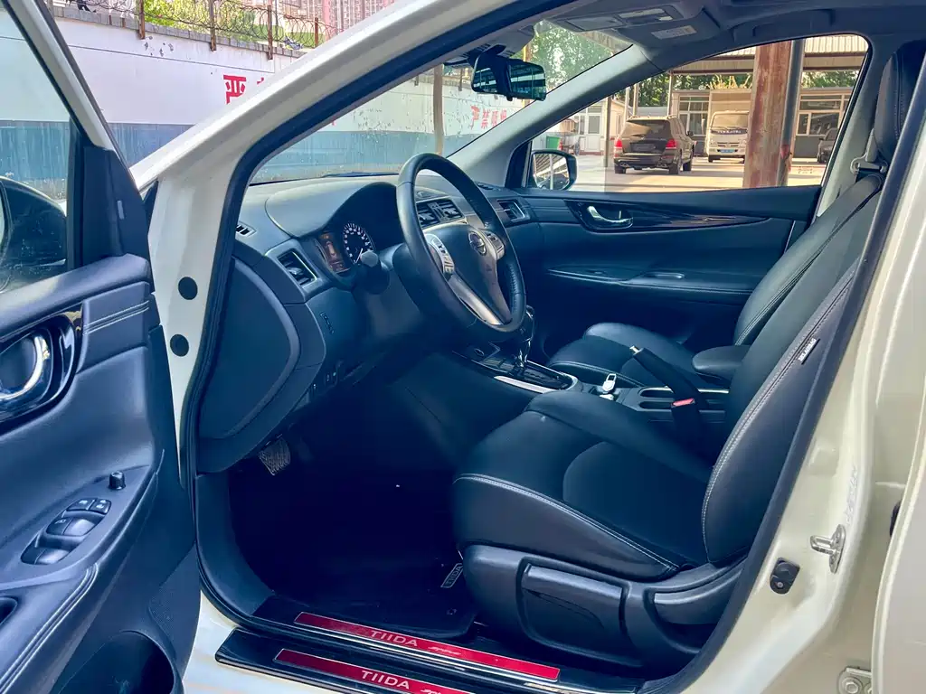 Tiida 2021 1.6L CVT Smart Travel Edition купить на сайте DeffCars