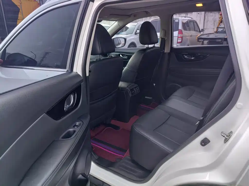 X-Trail 2019 2.0L CVT Intelligent Comfort Edition 2WD купить на сайте DeffCars
