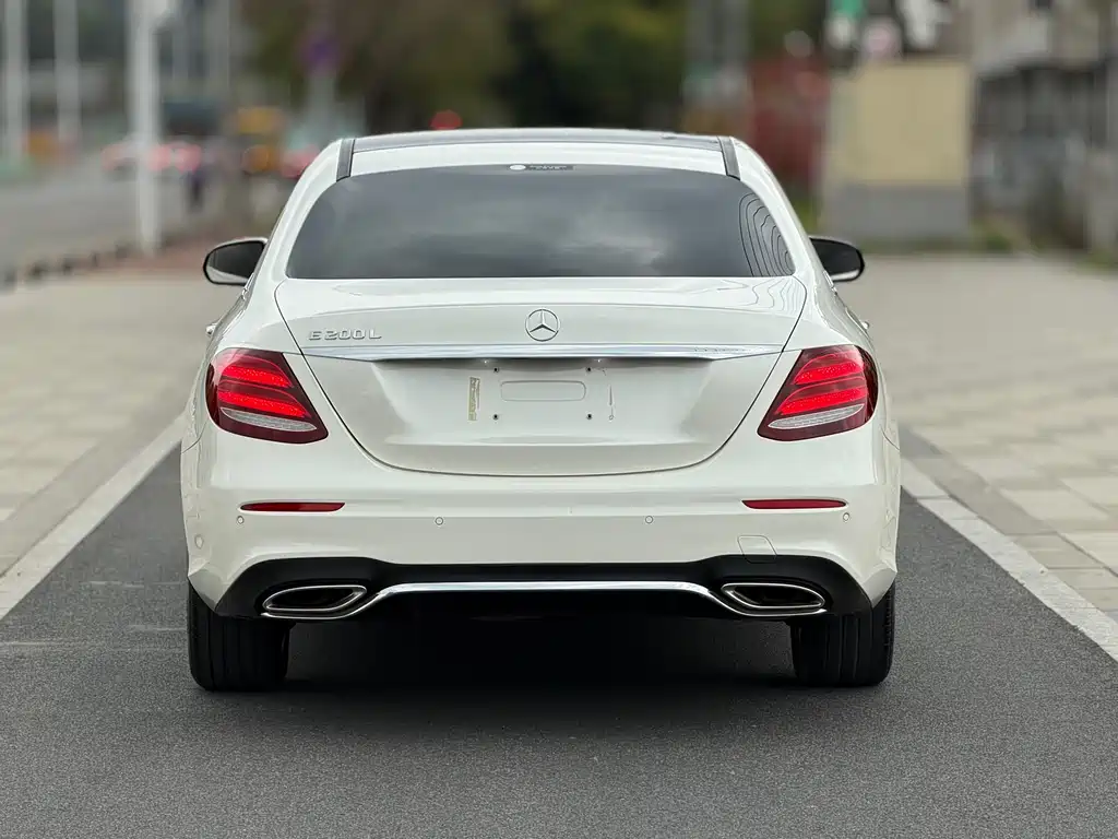 Mercedes-Benz E-Class 2018 facelift E 200 L sporty купить на сайте DeffCars