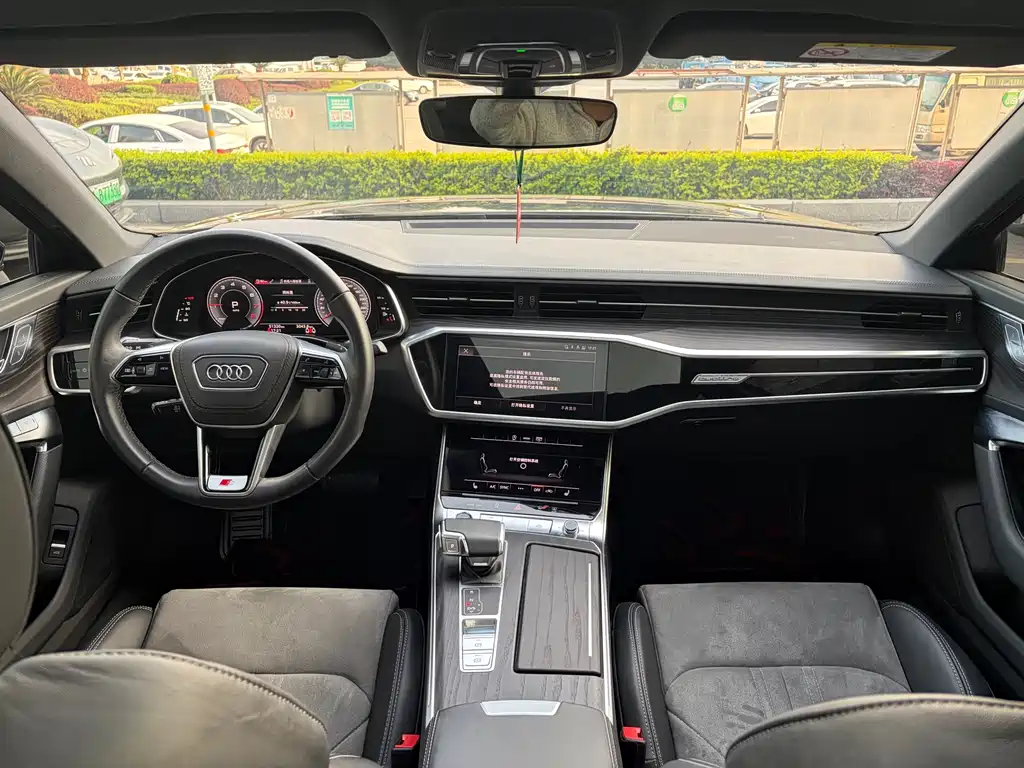 Audi A6L 2024 45 TFSI quattro premium dynamic model купить на сайте DeffCars