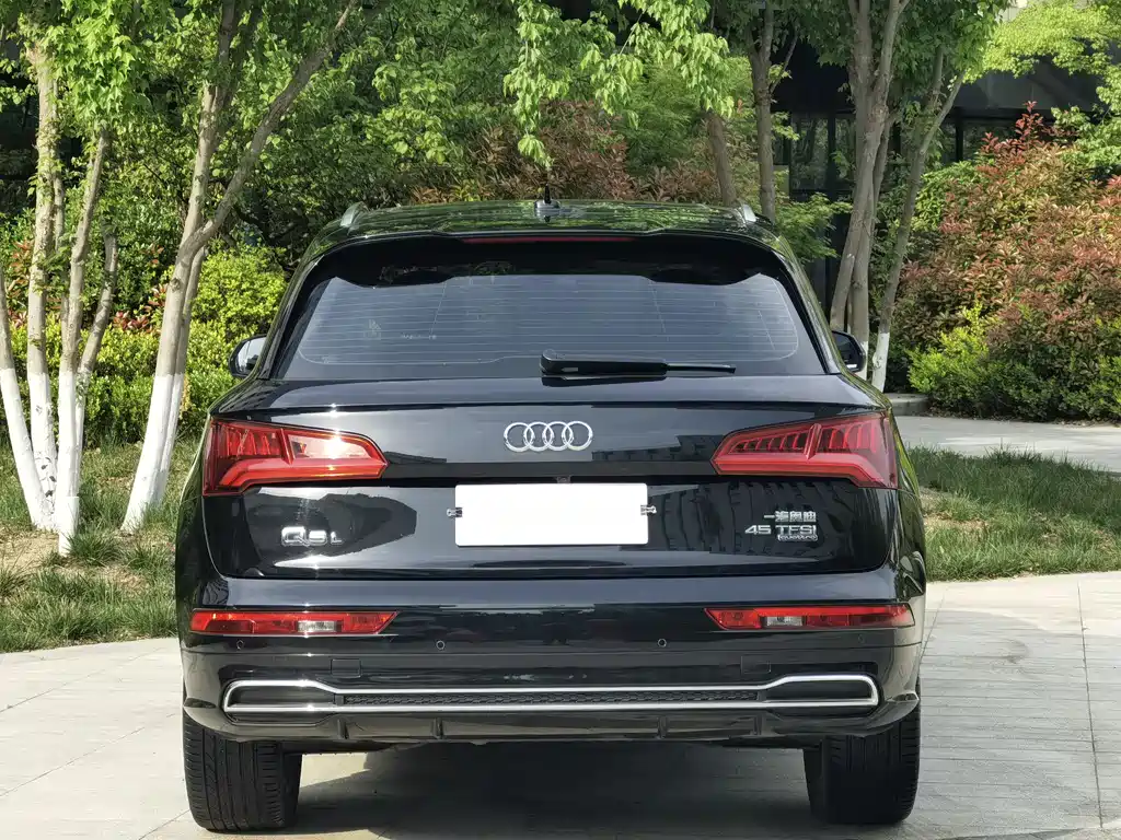 Audi Q5L 2020 45 TFSI luxury sports model купить на сайте DeffCars