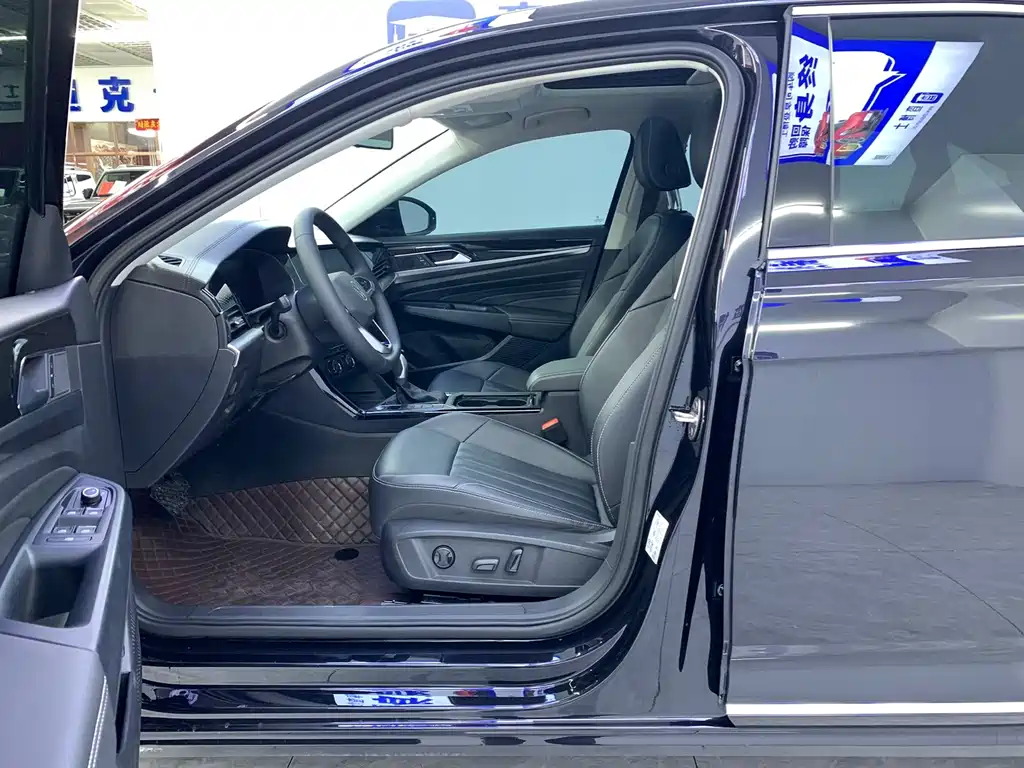Passat 2023 facelift 280TSI Elite Edition купить на сайте DeffCars