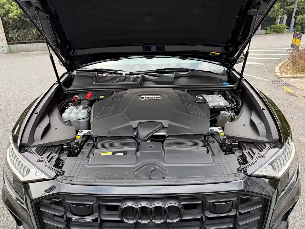 Audi Q8 2021 55 TFSI Dark Knight Limited Edition купить на сайте DeffCars