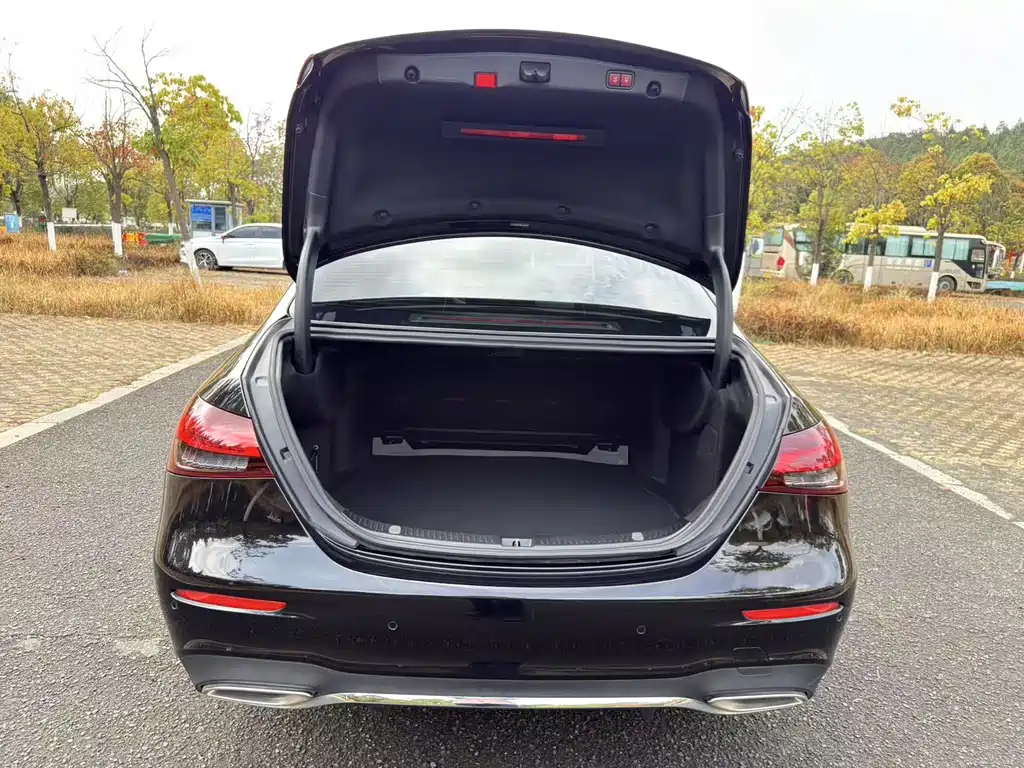 Mercedes-Benz E-Class 2021 facelift E 300 L sports luxury model купить на сайте DeffCars