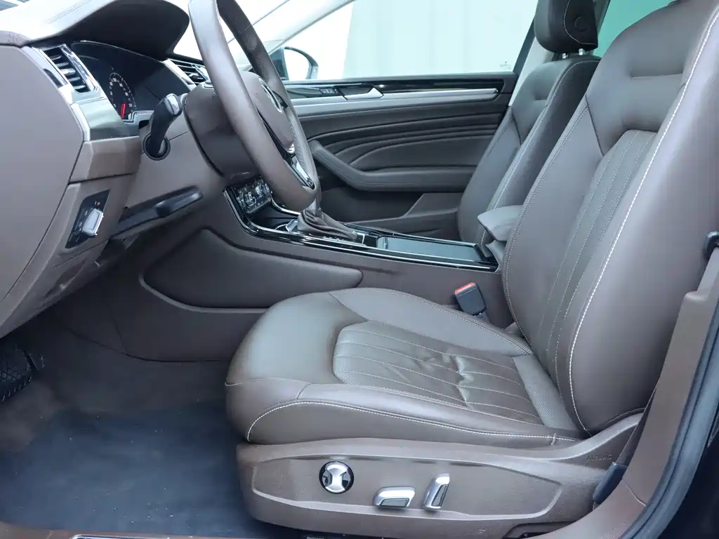 Huiang 2021 380TSI Deluxe Edition купить на сайте DeffCars