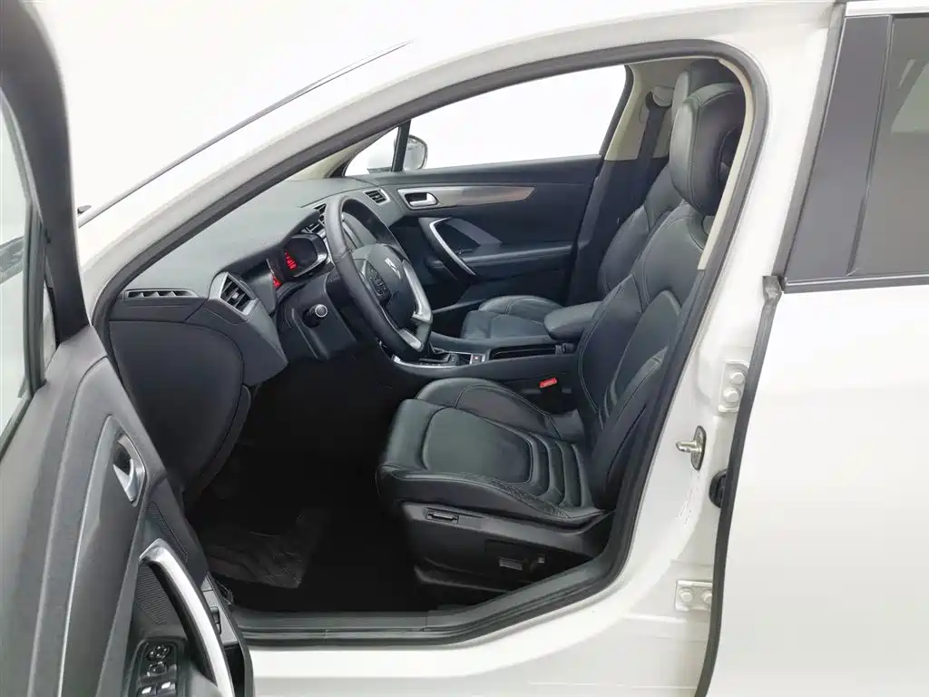 DS 4S 2016 1.6T automatic smart version THP160 купить на сайте DeffCars