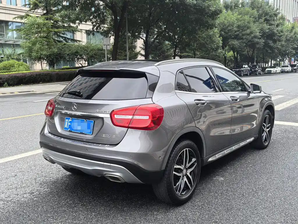 Mercedes-Benz GLA 2015 GLA 220 4MATIC Fashion Model купить на сайте DeffCars