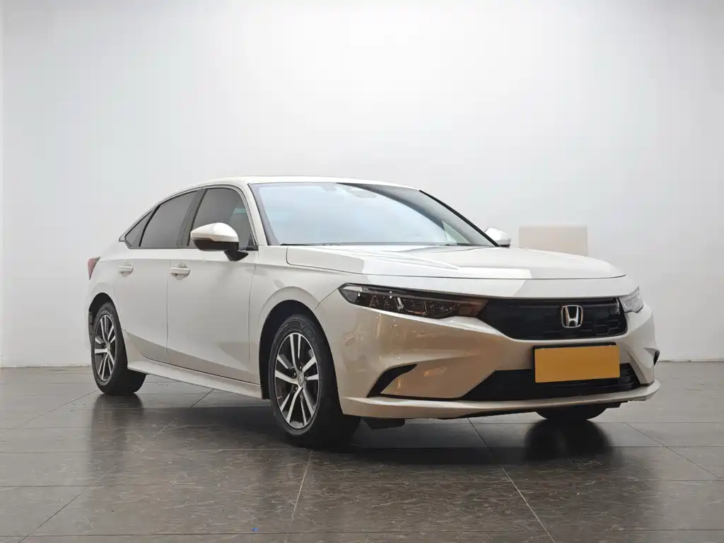 Model 2023 240TURBO CVT Leading Edition купить на сайте DeffCars