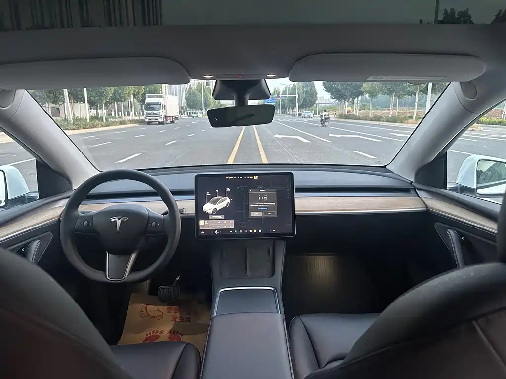 Model Y 2021 long-range all-wheel drive version купить на сайте DeffCars