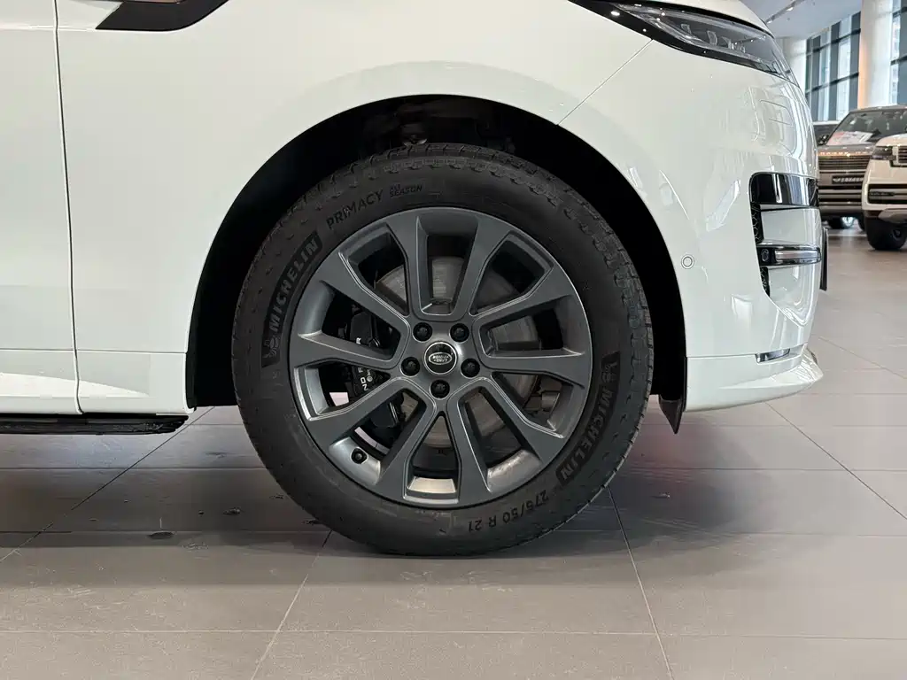 Range Rover Sport 2023 400PS Dynamic SE купить на сайте DeffCars