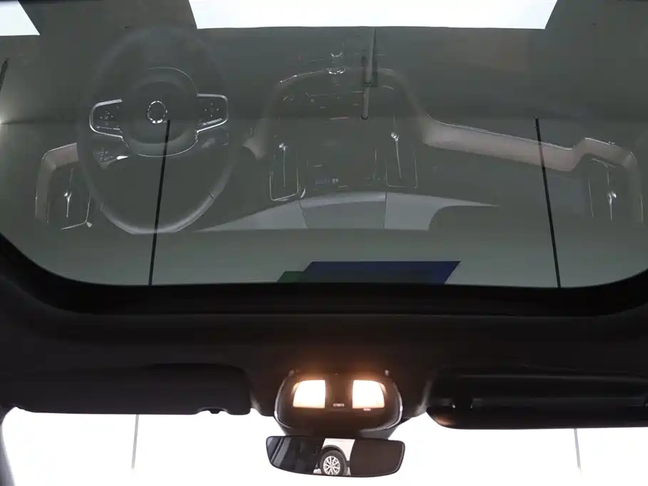 Volvo XC60 2024 B5 four-wheel drive Zhiyuan Deluxe Edition купить на сайте DeffCars