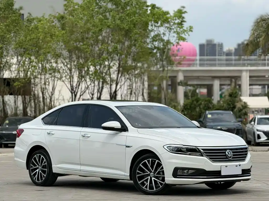 Lavida 2019 280TSI DSG Deluxe Edition National VI купить на сайте DeffCars