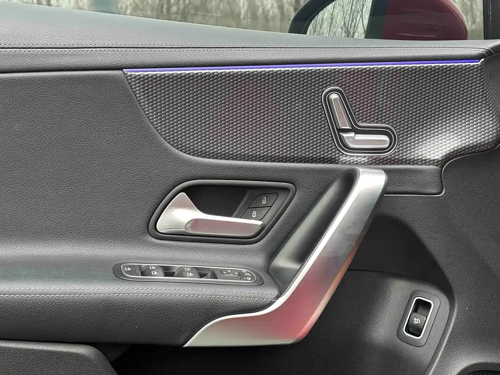 Mercedes-Benz A-Class 2020 A 200 L Sports Sedan купить на сайте DeffCars