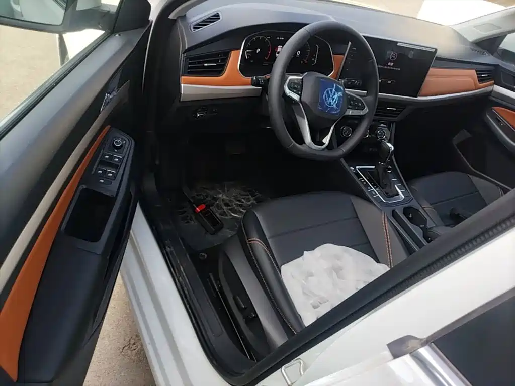 Bora 2025 model 200TSI DSG Yuexing PRO version купить на сайте DeffCars