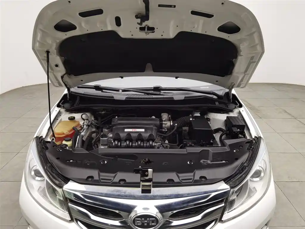 Su Rui 2015 facelift 1.5L manual luxury model купить на сайте DeffCars