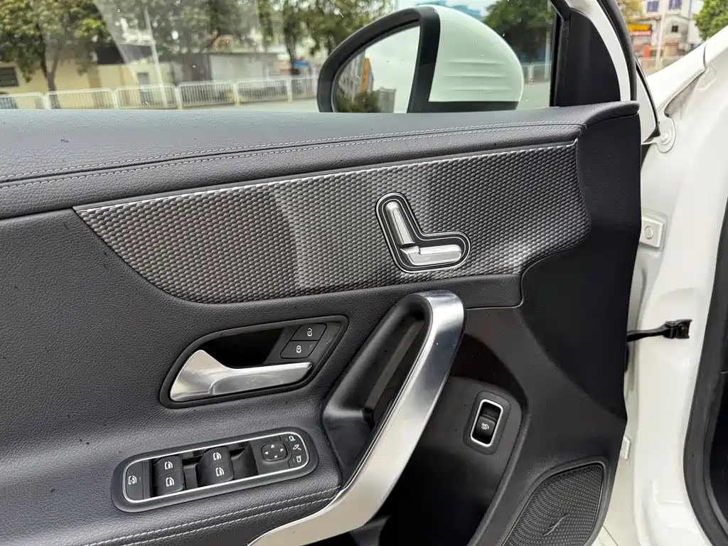 Mercedes-Benz A-Class 2020 A 200 L Sports Sedan купить на сайте DeffCars