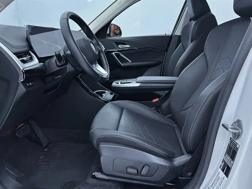 BMW X1 2023 sDrive20Li X Design Package купить на сайте DeffCars