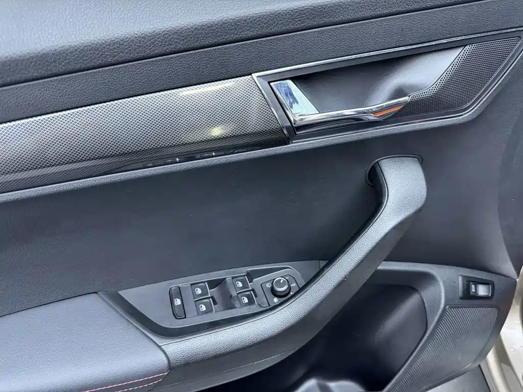 Korok 2022 TSI280 Luxury Edition купить на сайте DeffCars