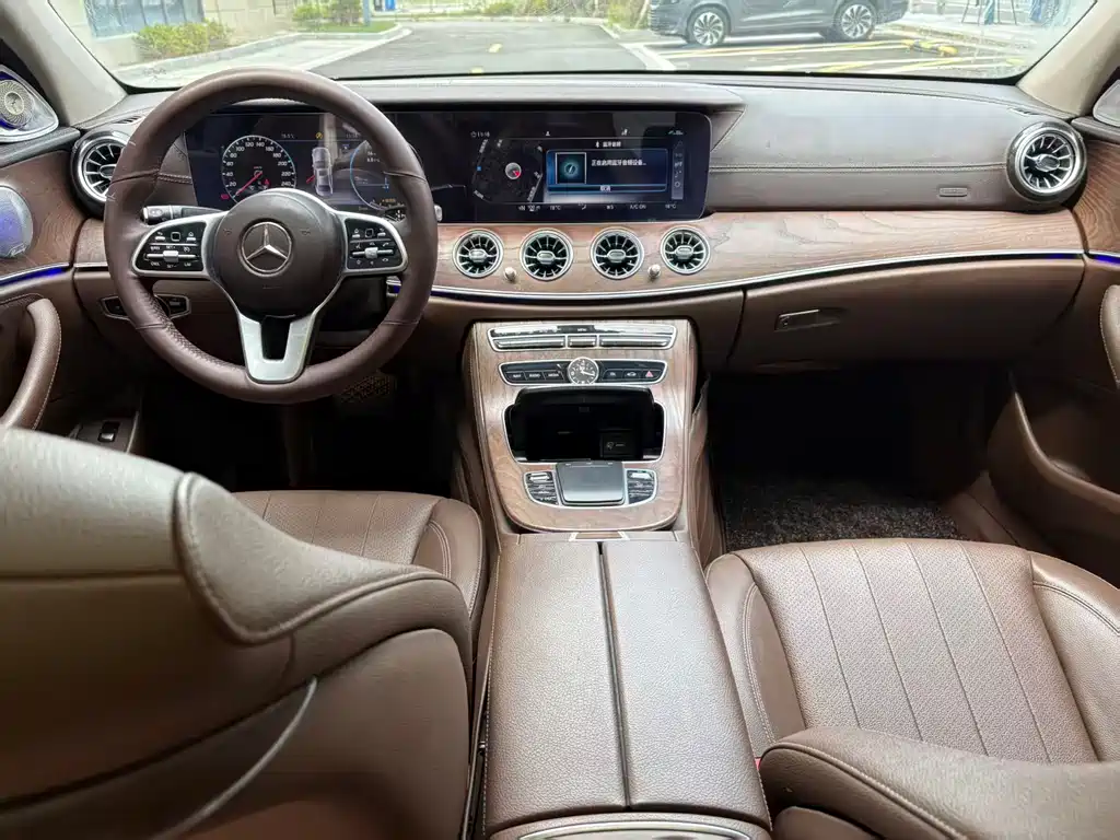 Mercedes-Benz E-Class 2019 E 300 L Fashion купить на сайте DeffCars