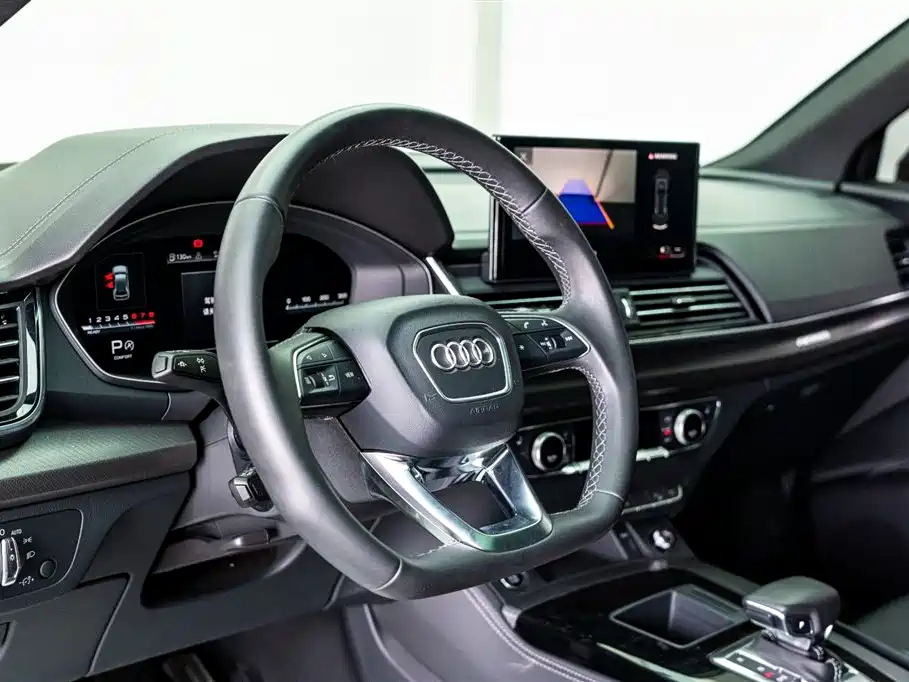 Audi Q5L 2024 40 TFSI luxury and dynamic model купить на сайте DeffCars