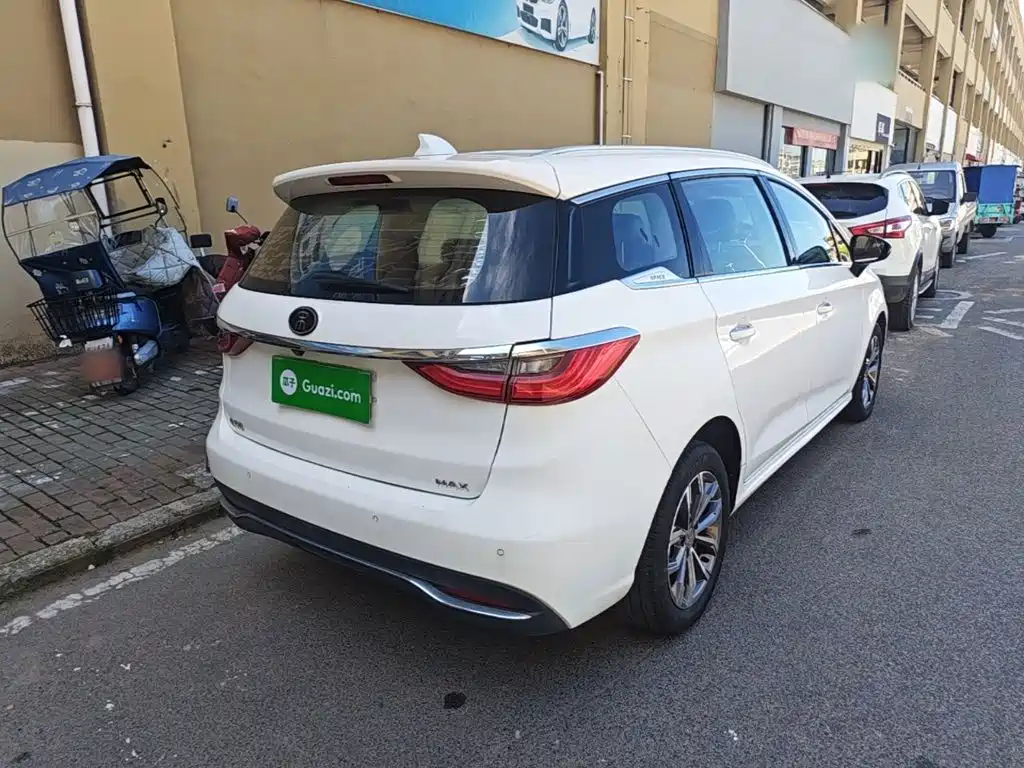 Song MAX 2019 1.5T automatic smart connected sunroof type 7 seats National VI купить на сайте DeffCars