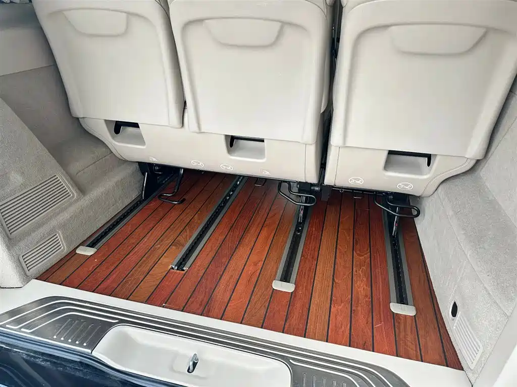 Mercedes-Benz V-Class 2022 V 260 Premium Edition купить на сайте DeffCars