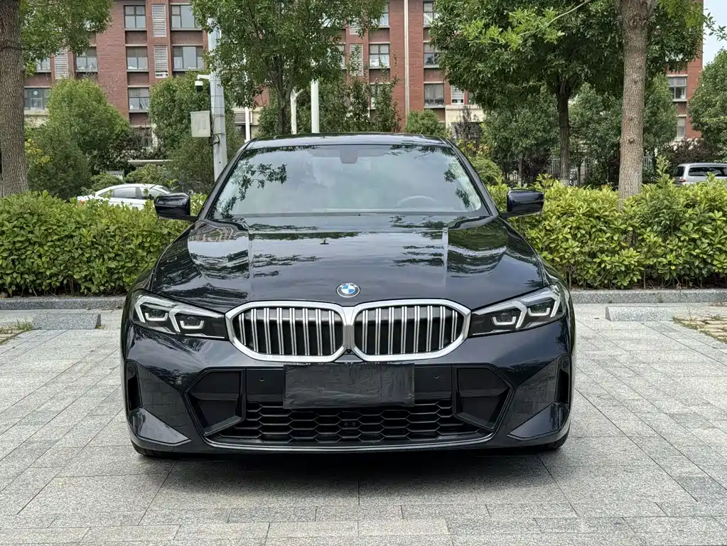 BMW 3 Series 2023 320Li M Sports Package купить на сайте DeffCars