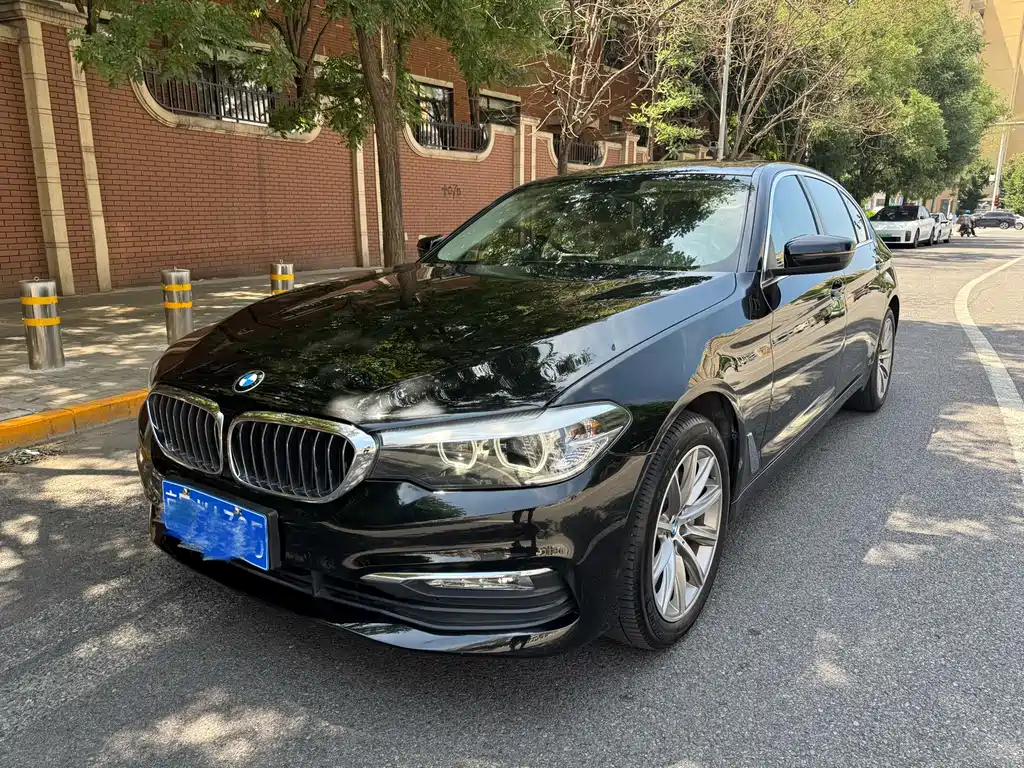 BMW 5 Series 2018 528Li Launch Special Edition купить на сайте DeffCars