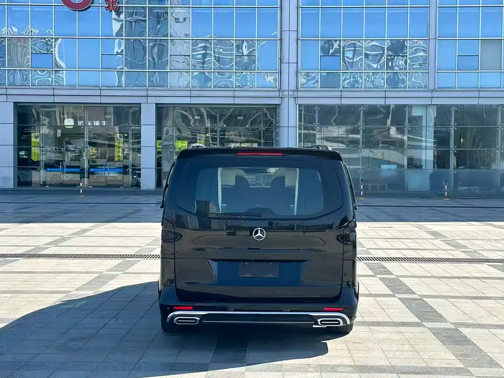 Vito 2023 2.0T Business Edition 7 seats купить на сайте DeffCars