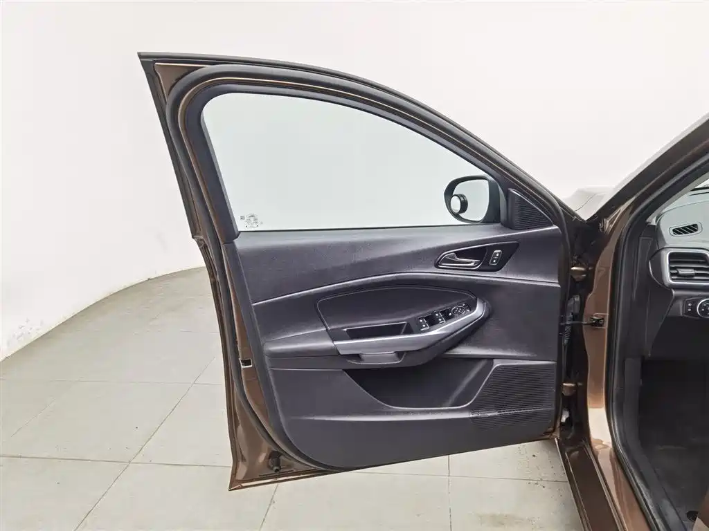 Forex 2019 facelift 1.5L automatic enjoyment type National VI купить на сайте DeffCars