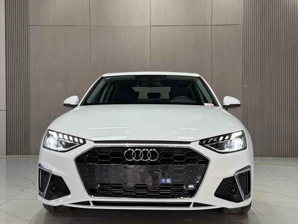 Audi A4L 2023 40 TFSI Fashionable and Dynamic купить на сайте DeffCars