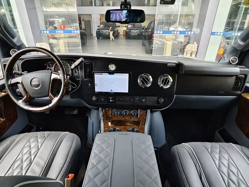 SAVANA 2017 6.0L G660S Yazun Canopy Edition купить на сайте DeffCars