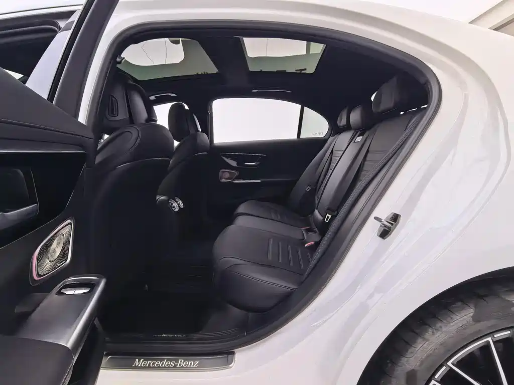Mercedes-Benz C-Class 2024 facelift C 260 L sports version купить на сайте DeffCars