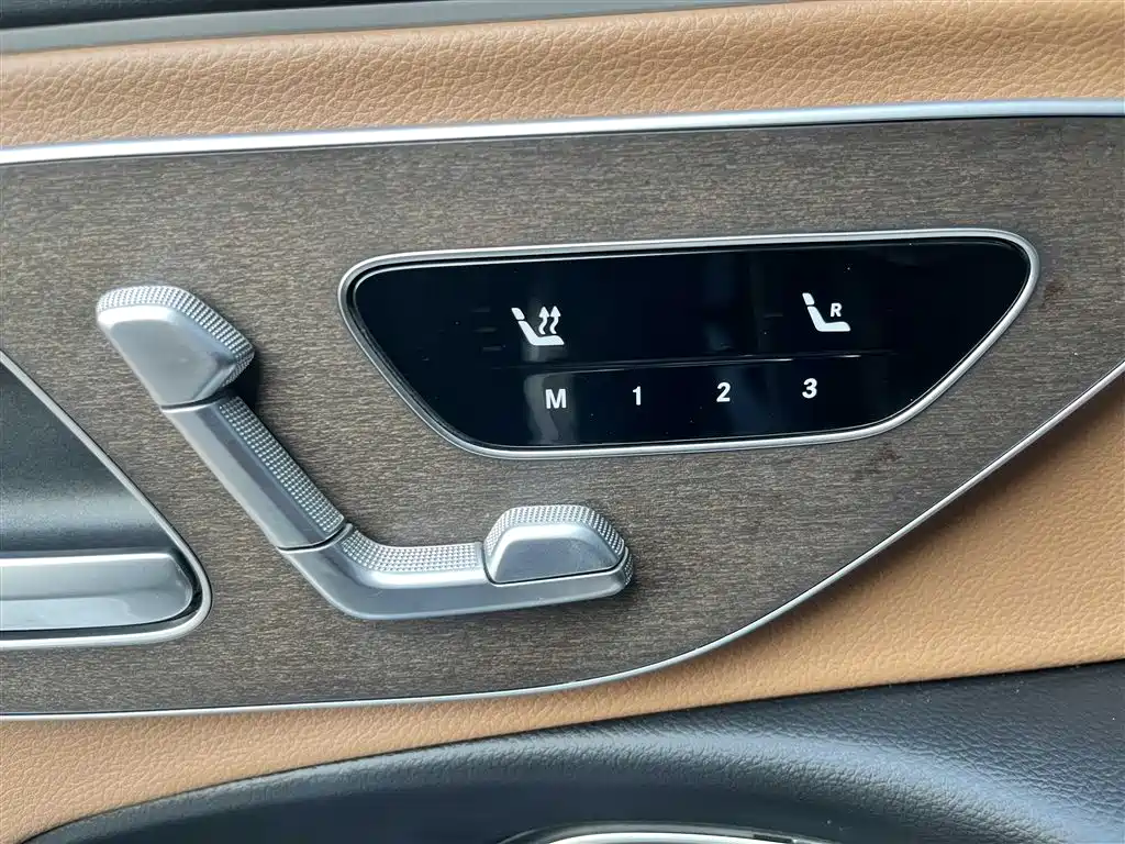 Mercedes-Benz E-Class 2024 E 300 L Fashion Model купить на сайте DeffCars