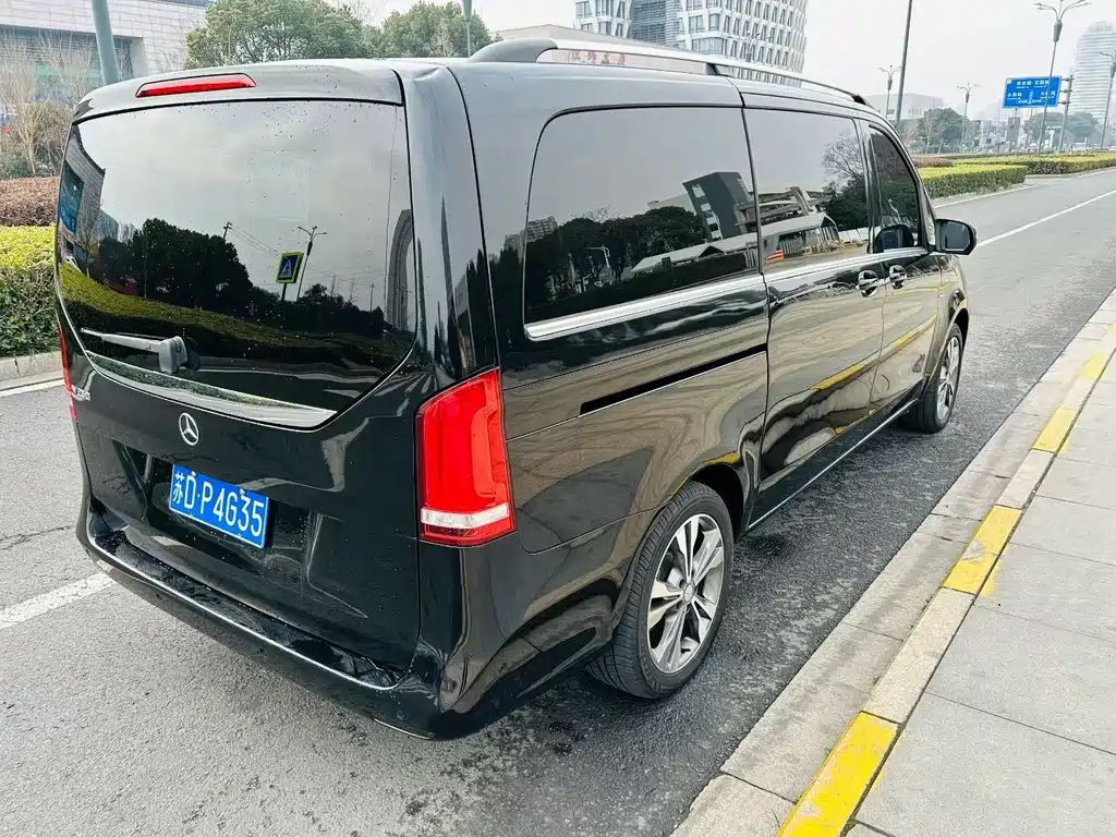 Mercedes-Benz V-Class 2018 V 260 Pilot Edition National V купить на сайте DeffCars