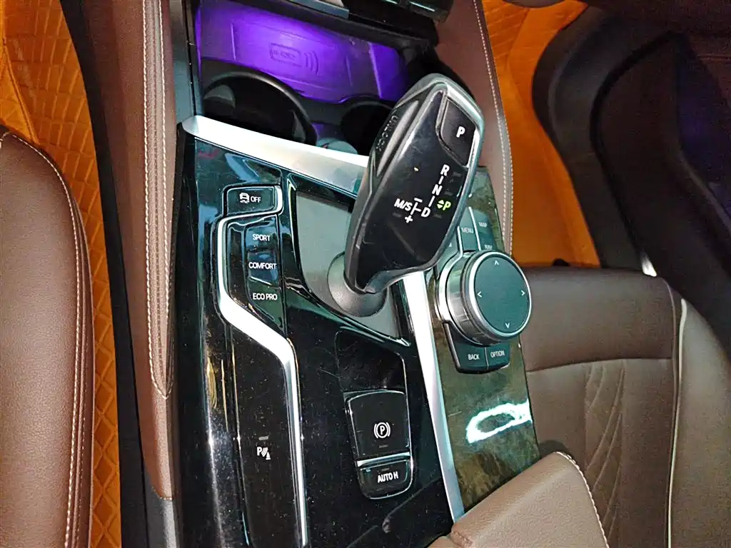 BMW 5 Series 2022 facelift 2 525Li M sports package купить на сайте DeffCars
