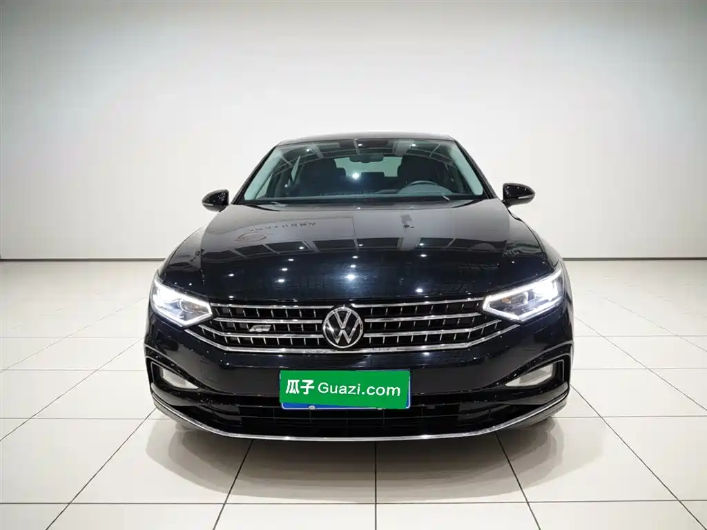 Magotan 2023 2 million commemorative edition 330TSI DSG leading model купить на сайте DeffCars