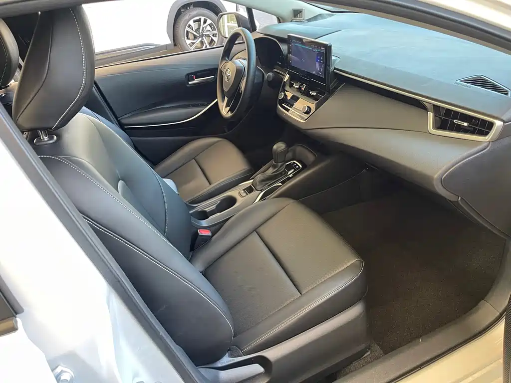 Corolla 2023 1.8L Intelligent Electric Hybrid Dual Engine Elite Edition купить на сайте DeffCars