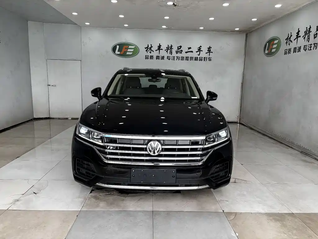 Touareg 2019 3.0TSI Ruifeng Edition National V купить на сайте DeffCars