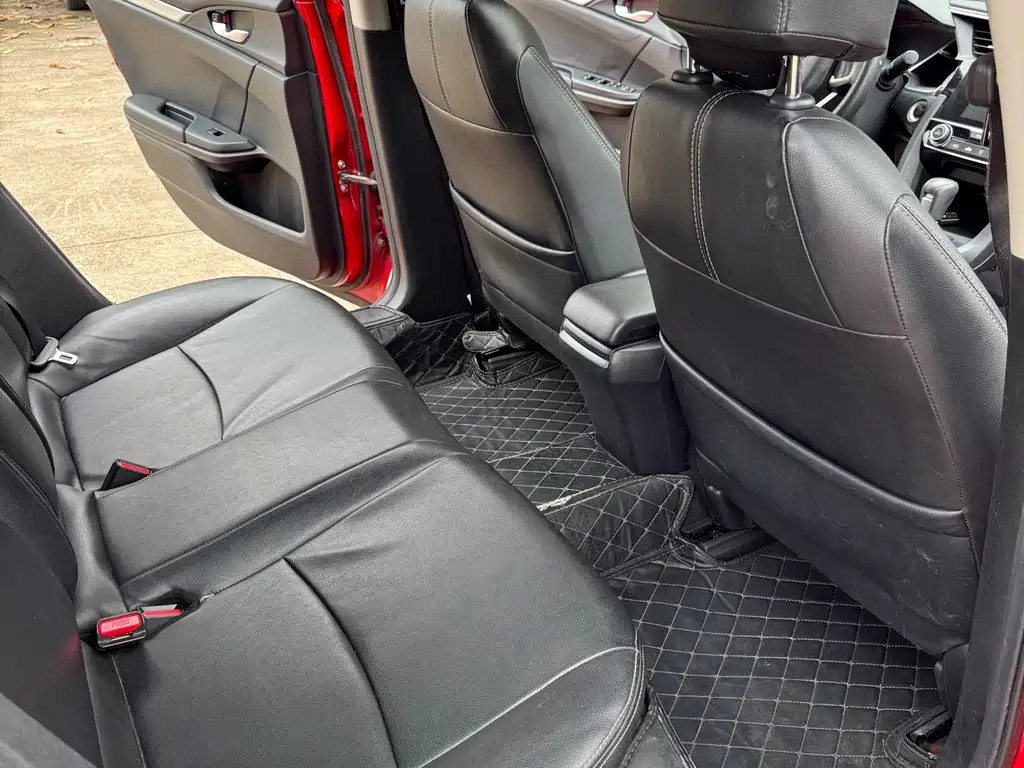 Civic 2019 220TURBO CVT Dynamic Edition National V купить на сайте DeffCars