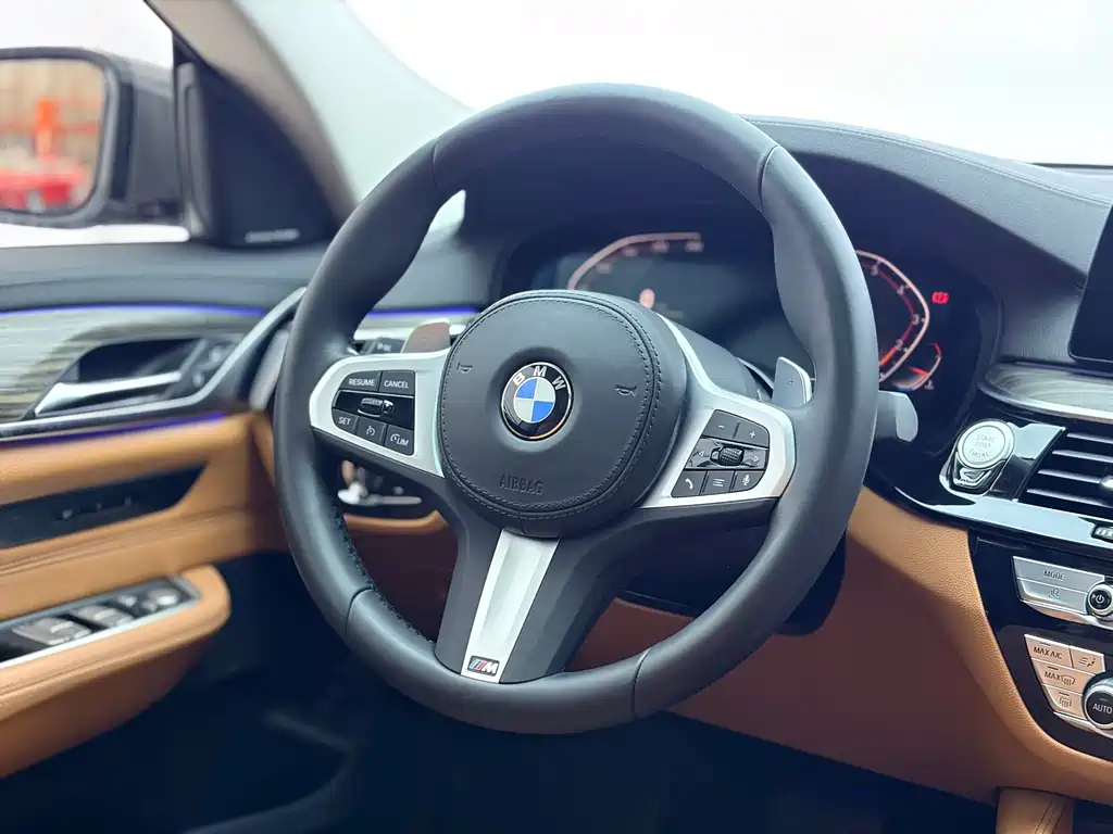 BMW 6 Series GT 2020 630i Luxury Design Package купить на сайте DeffCars