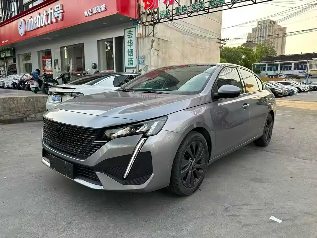 Peugeot 408 2022 1.6T light chasing version купить на сайте DeffCars