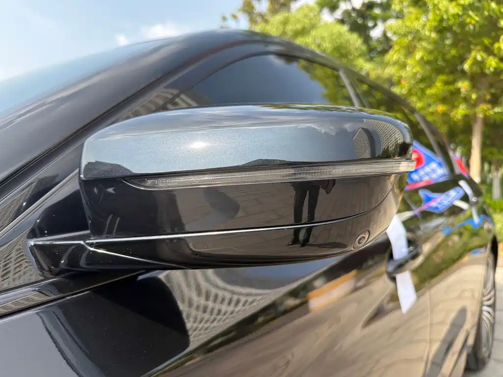 BMW 5 Series 2019 530Li Exclusive M Sports Package купить на сайте DeffCars
