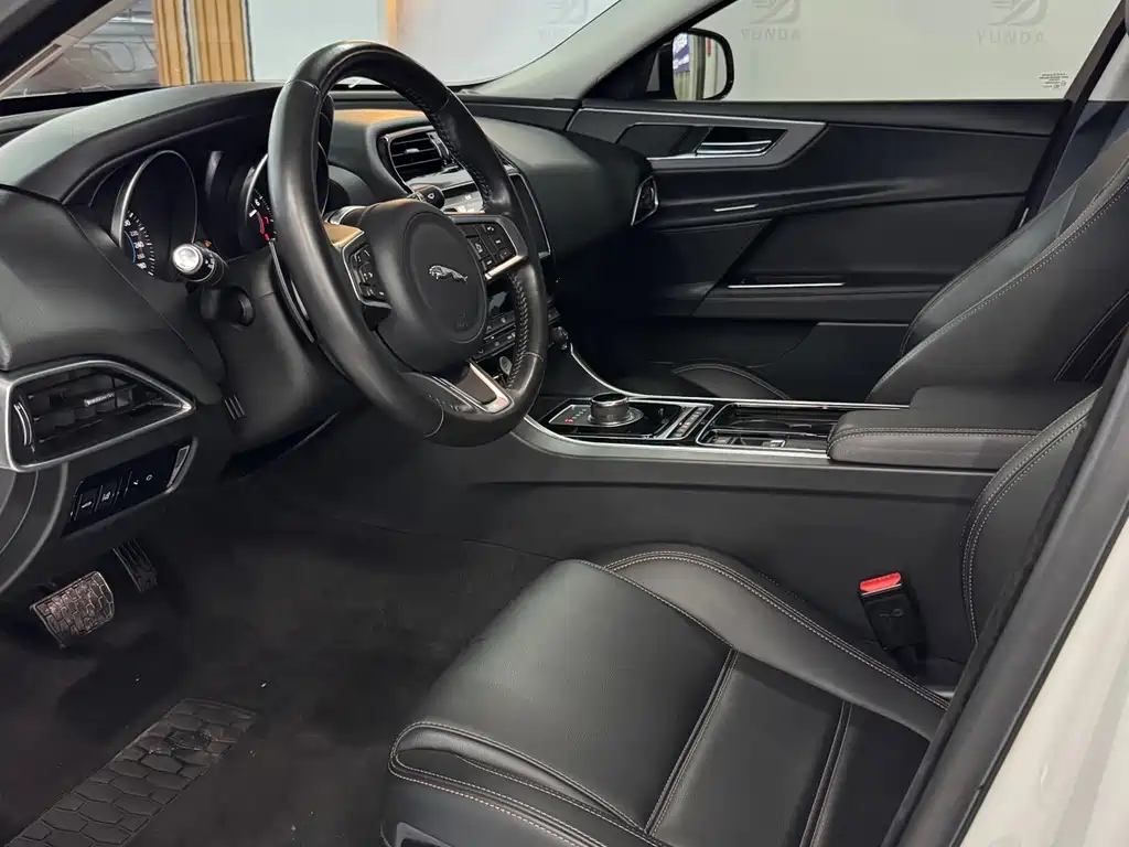 Jaguar XEL 2019款 2.0T 200PS 豪华版 купить на сайте DeffCars