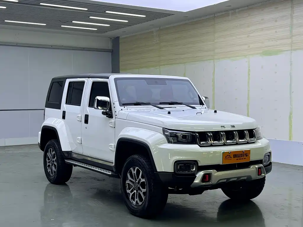 Beijing Off-Road BJ40 2024 2.0T City Hunter Honor Edition купить на сайте DeffCars
