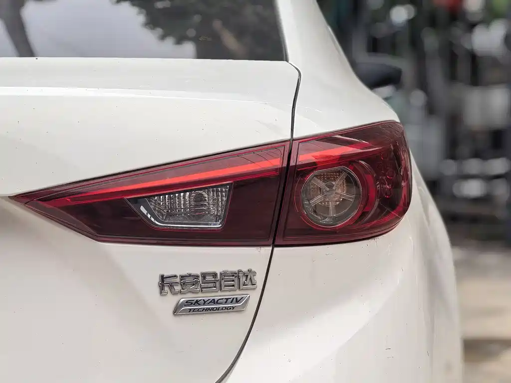 Mazda3 Angkesela 2019 Cloud Control Edition Sedan 1.5L Automatic Luxury Type National V купить на сайте DeffCars
