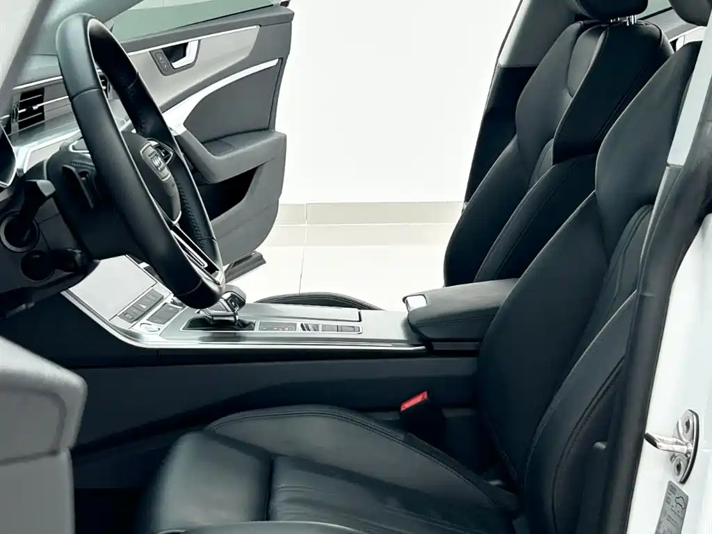 Audi A7 2020 45 TFSI Premium Selection купить на сайте DeffCars