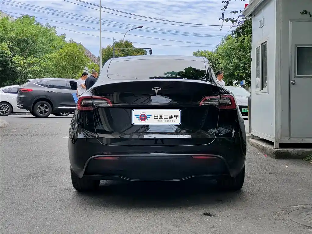 Model Y 2022 facelift rear-wheel drive version купить на сайте DeffCars