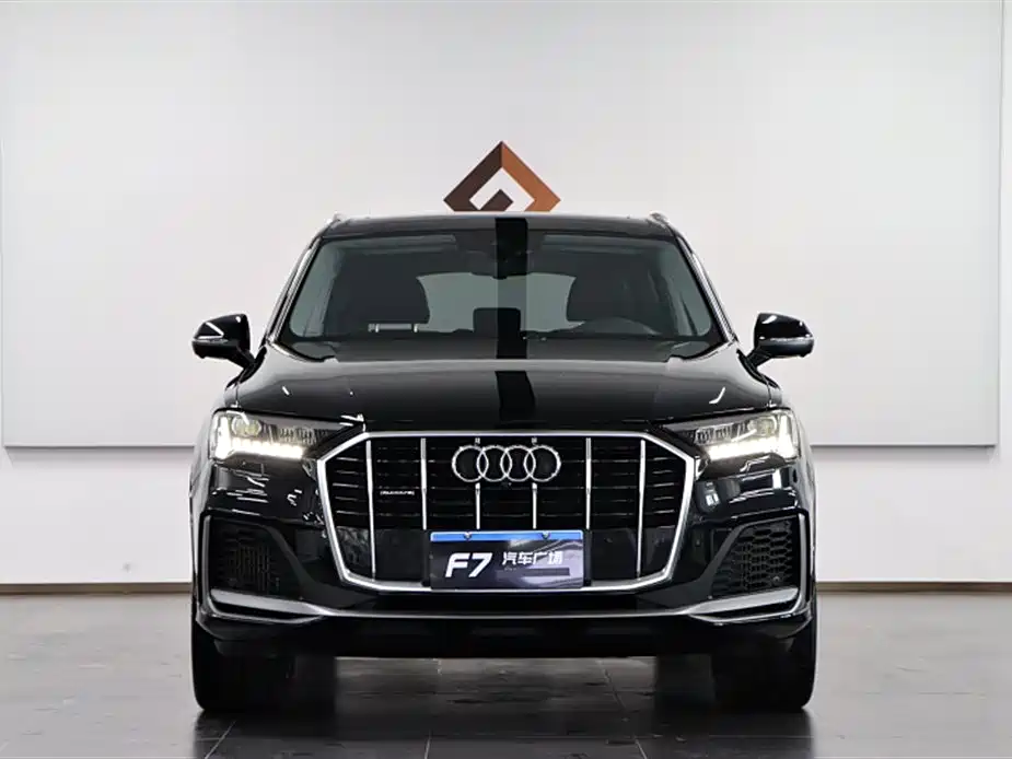 Audi Q7 2020 55 TFSI quattro S line sports купить на сайте DeffCars